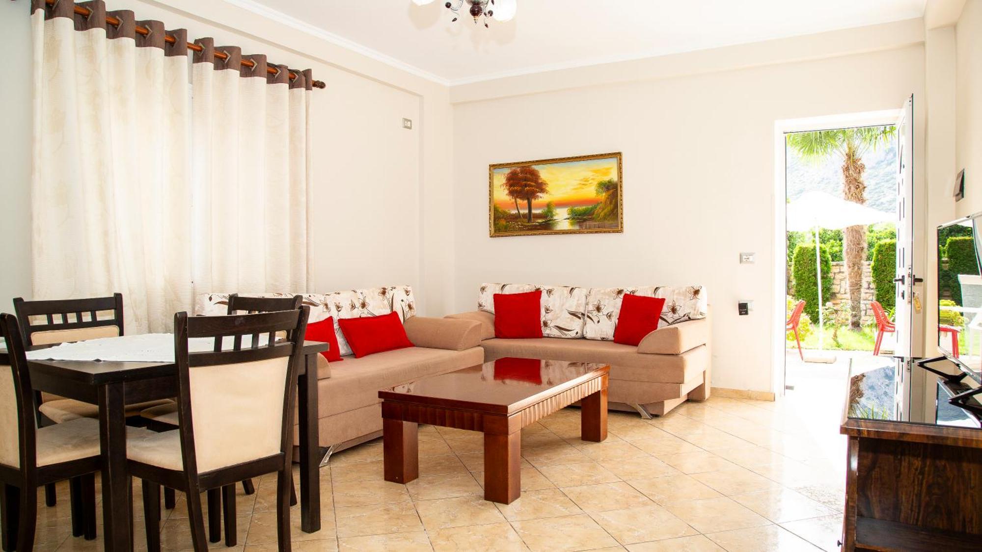 Vila Florika Hotel Borsh Kültér fotó