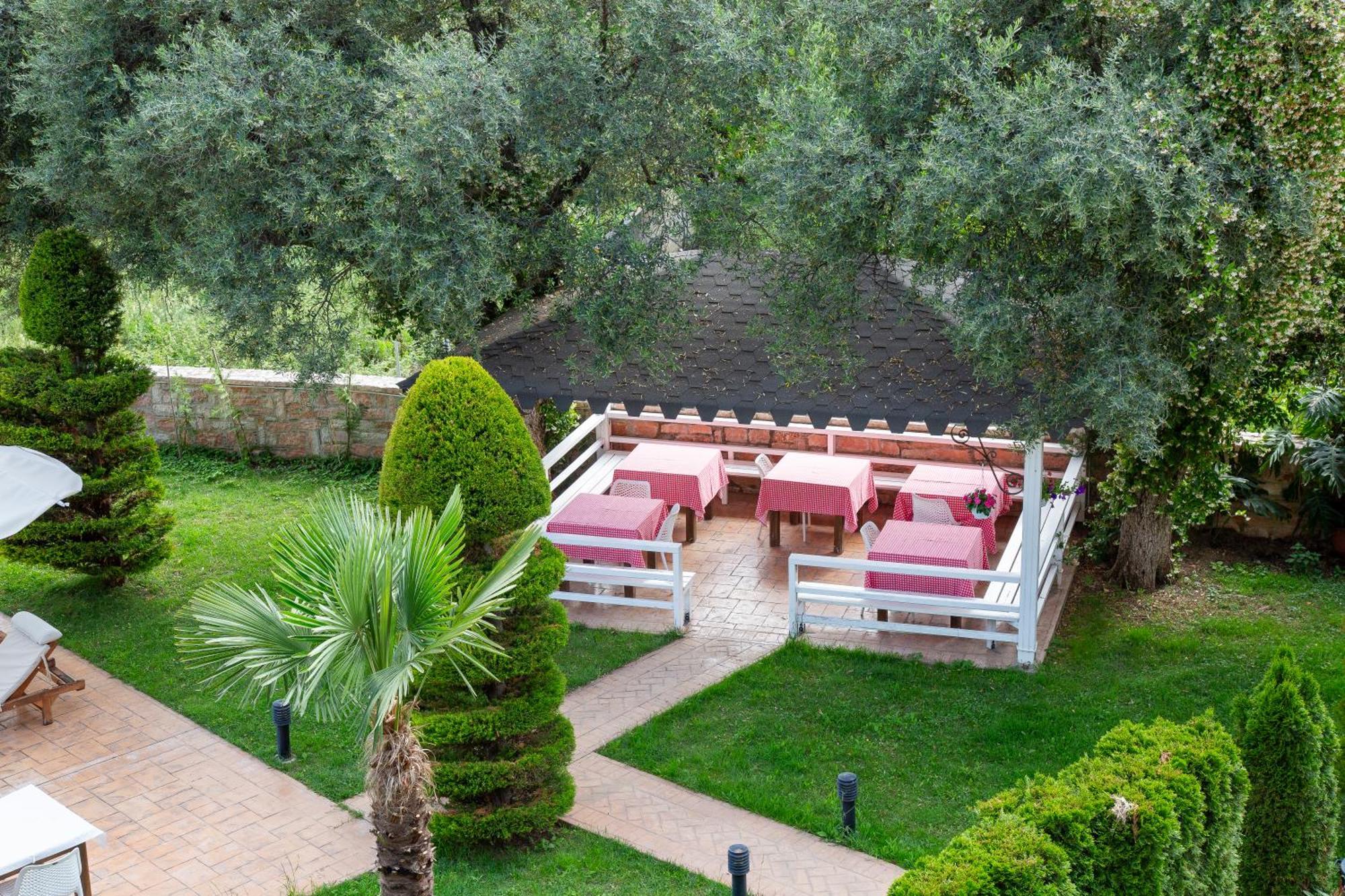 Vila Florika Hotel Borsh Kültér fotó
