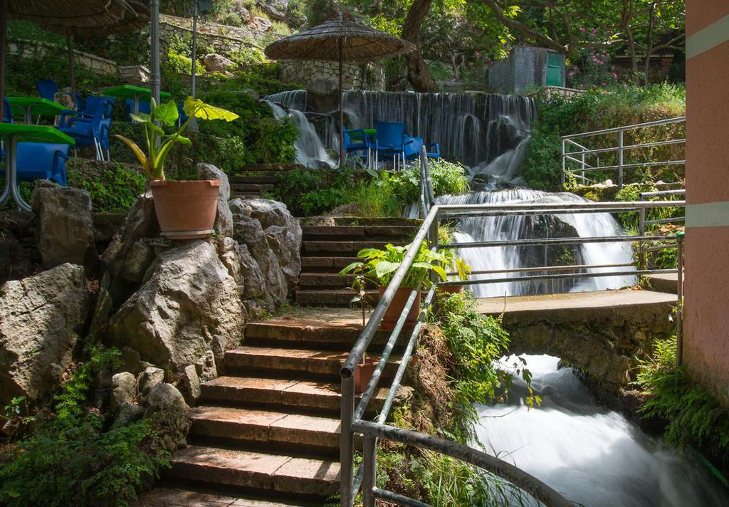 Vila Florika Hotel Borsh Kültér fotó