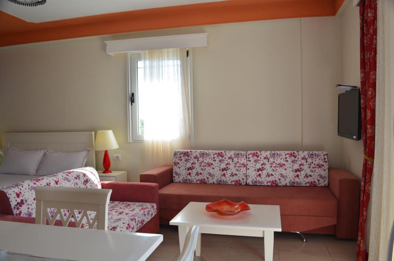 Vila Florika Hotel Borsh Kültér fotó