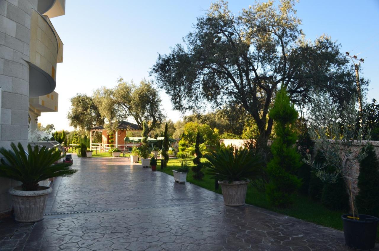 Vila Florika Hotel Borsh Kültér fotó